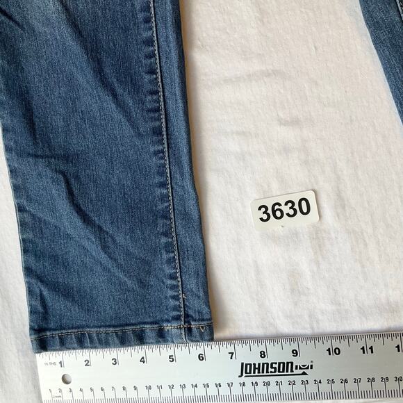 Jennifer Lopez Women Slim Jeans size 8 Blue Mid Rise Stretch - Picture 6 of 11